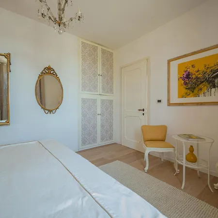 Casa Camelia With A Private Terrace Near Venice Apartamento Villa Cameroni
